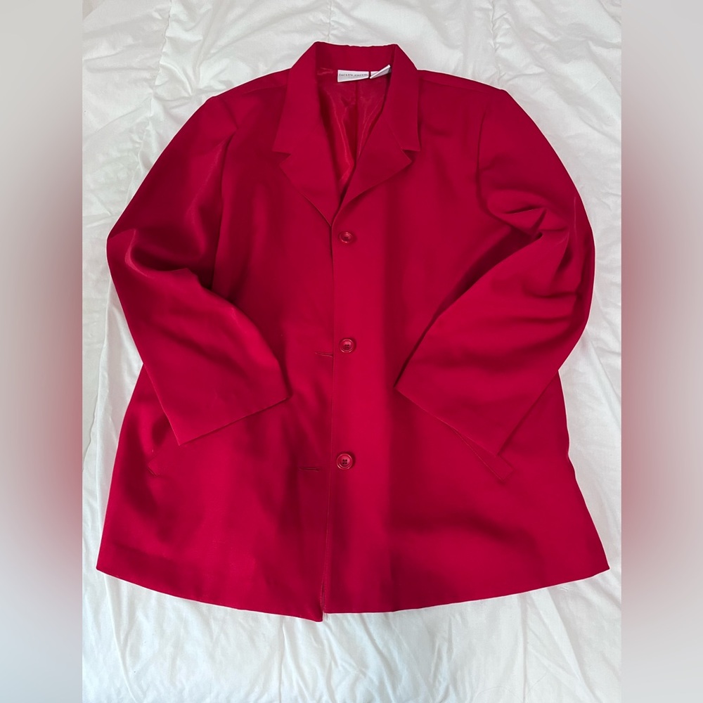 Women’s Jaclyn Smith blazer